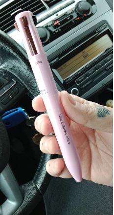 Delineador MAKEUP 4en1