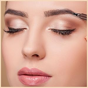 Delineador de Cejas 4 Puntas – Tinta Semi-